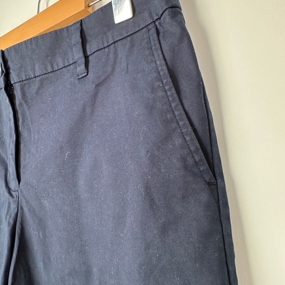 Relaxed Talbots Navy Blue women Chino Shorts Size 10 - Picture 2 of 8